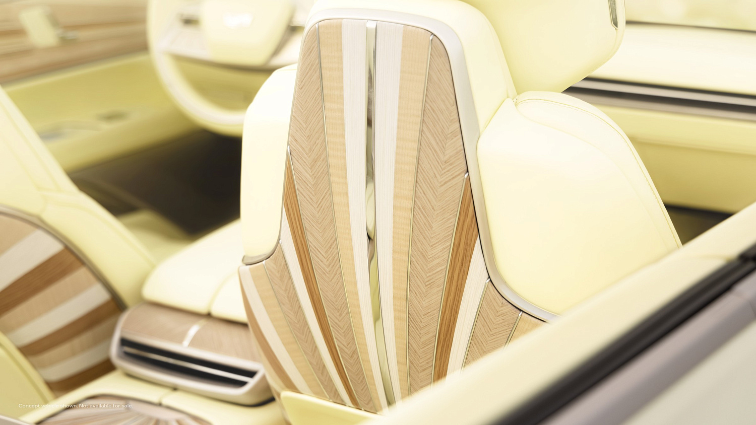 Cadillac SOLLEI: электрический кабриолет с баром