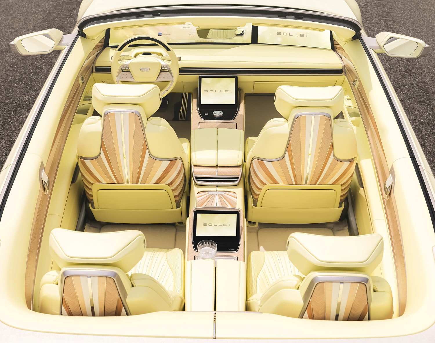 Cadillac SOLLEI: электрический кабриолет с баром
